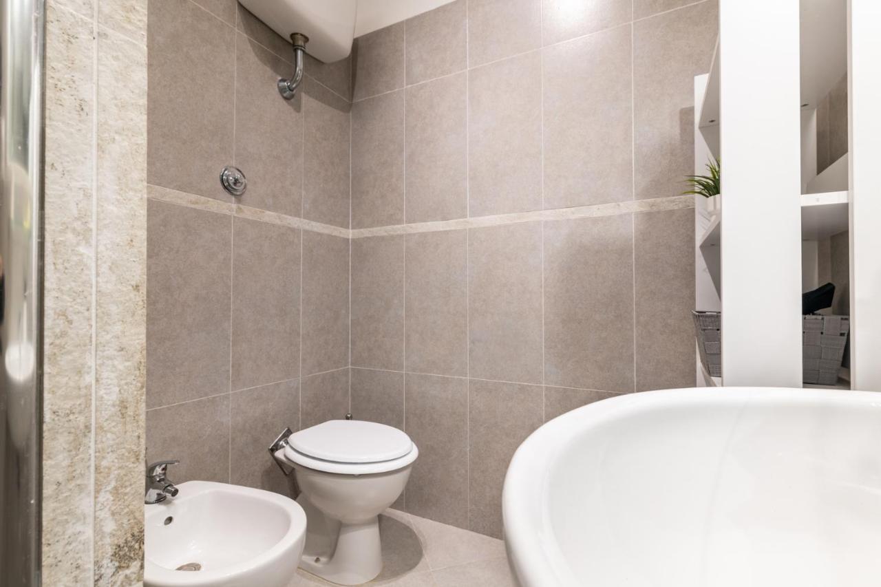 Smart Family In Pisa Apartment ภายนอก รูปภาพ