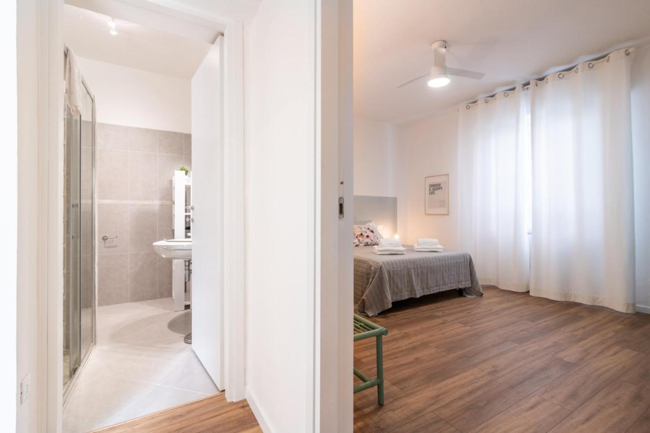 Smart Family In Pisa Apartment ภายนอก รูปภาพ